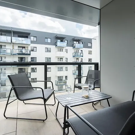 Apartment North By Urbanesq Cortina G *