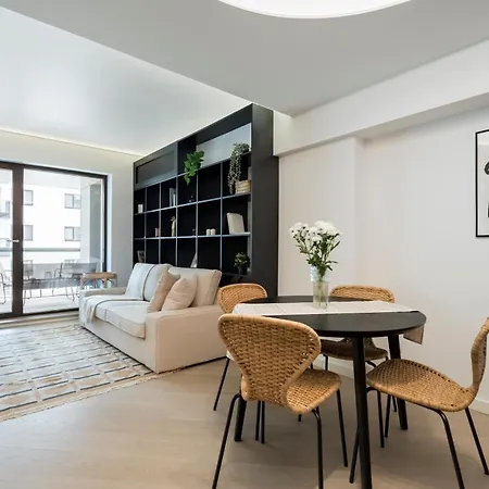 North By Urbanesq Cortina G * Bukarest