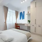 North By Urbanesq Cortina G