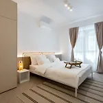 North By Urbanesq Cortina G Bukarest
